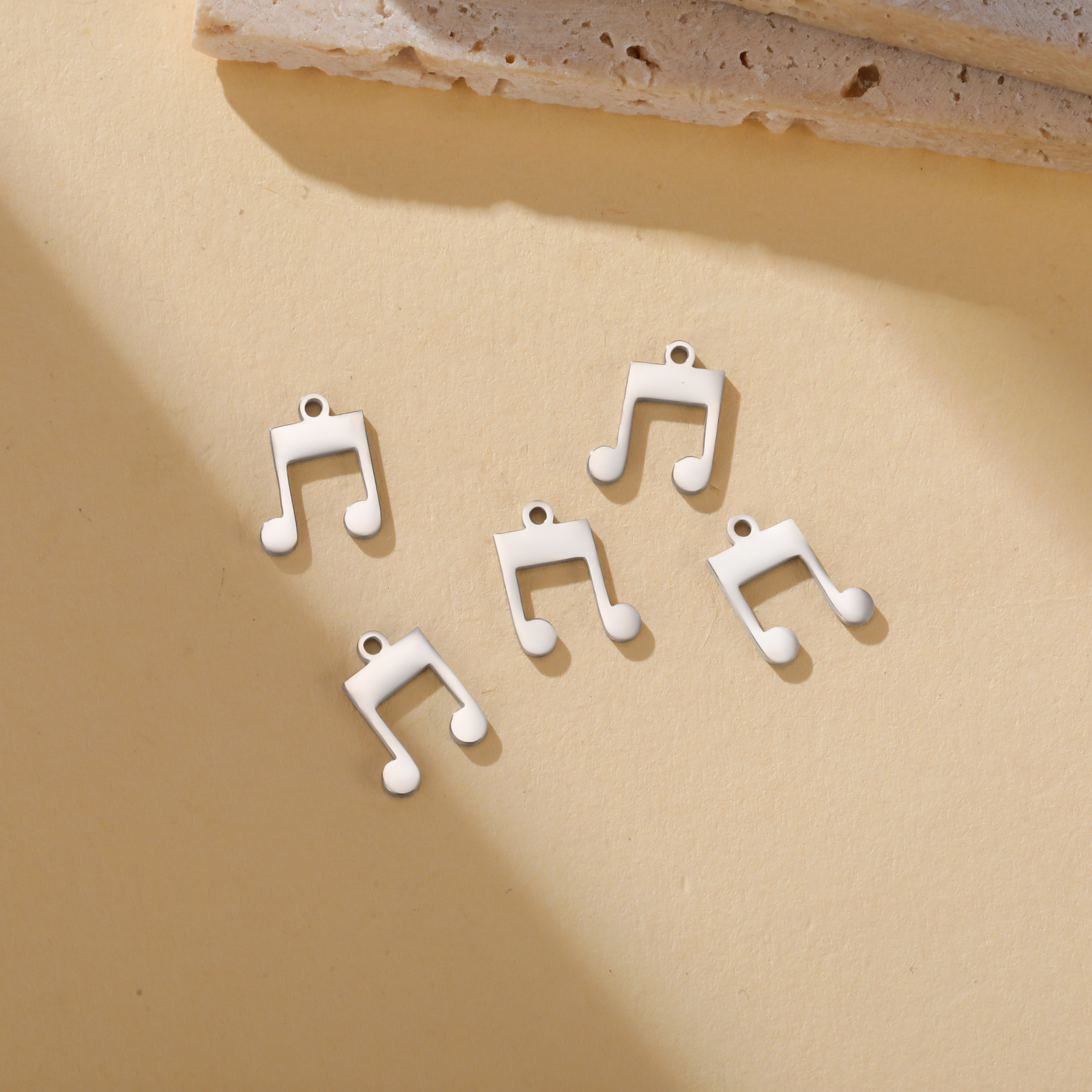 EUEAVAN 5pcs Music Note Stainl - đánh giá và giá Jewelry Making Notes